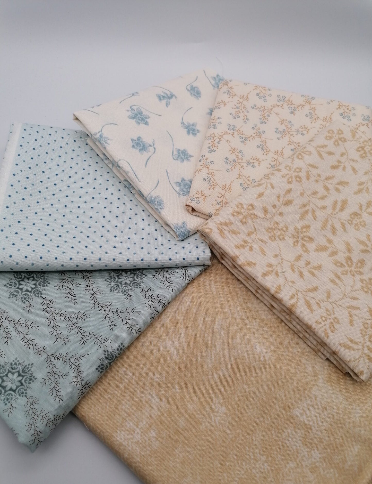 Blue Fat Quarter Bundle - LBQ8 image 2