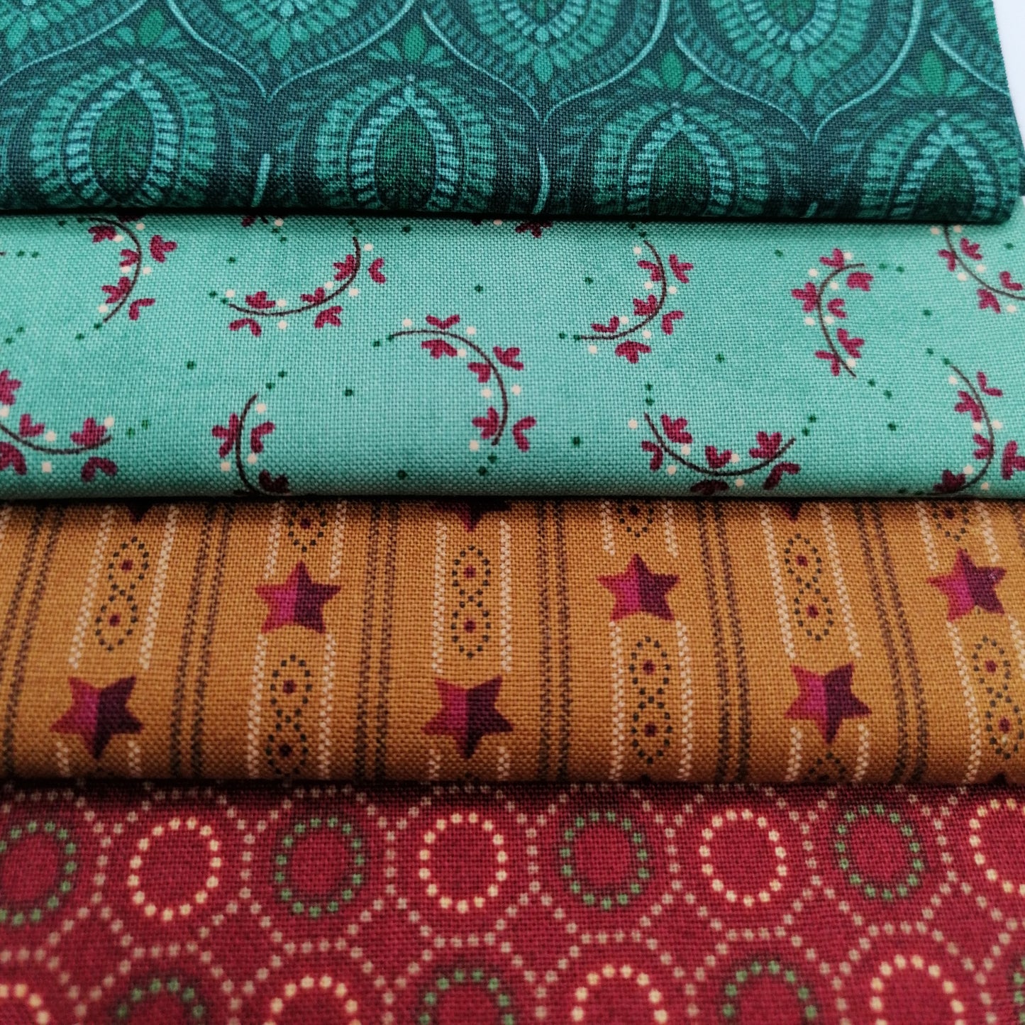 Kim Diehl Fat Quarter Bundle - 4 Fabrics KD1