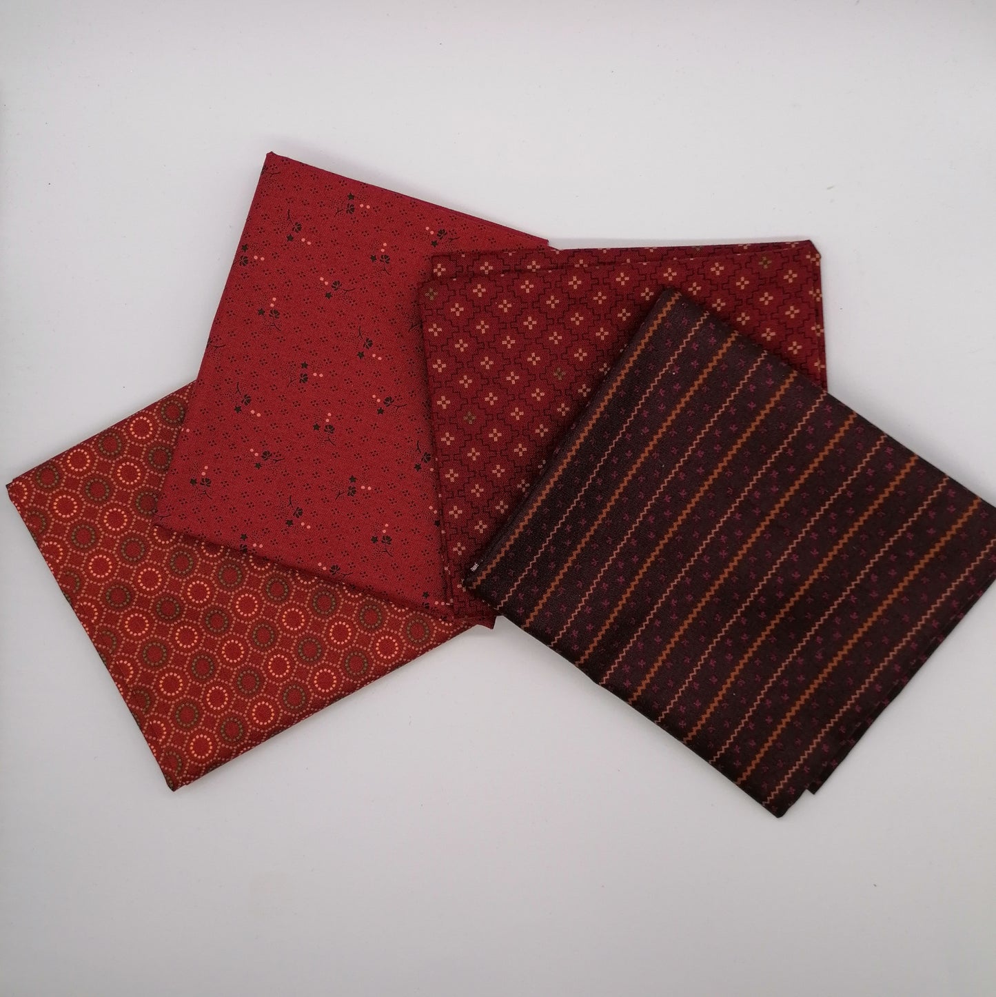 Kim Diehl Fat Quarter Bundle - KD8 - 4 Fabrics