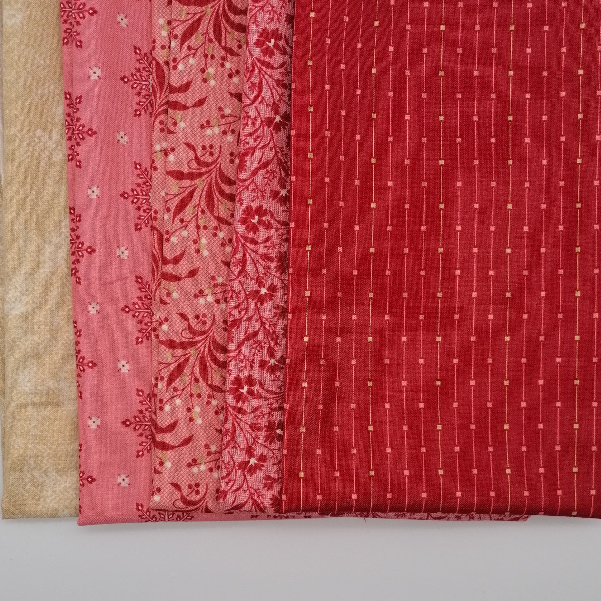 Laundry Basket Quilt Fat Quarter Bundle LBQ7 image 2