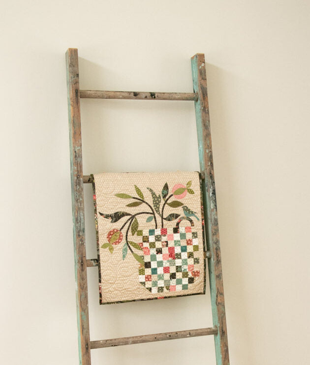 Patchwork Basket Wall Quilt Pattern image 1