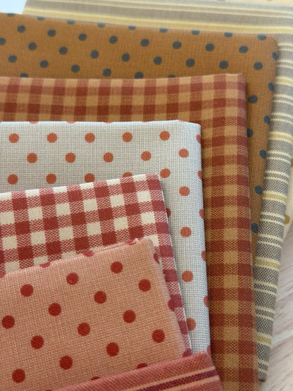 Quiltessential Minis Fat Quarter Bundle — Laundry Basket Quilts for Andover Fabrics