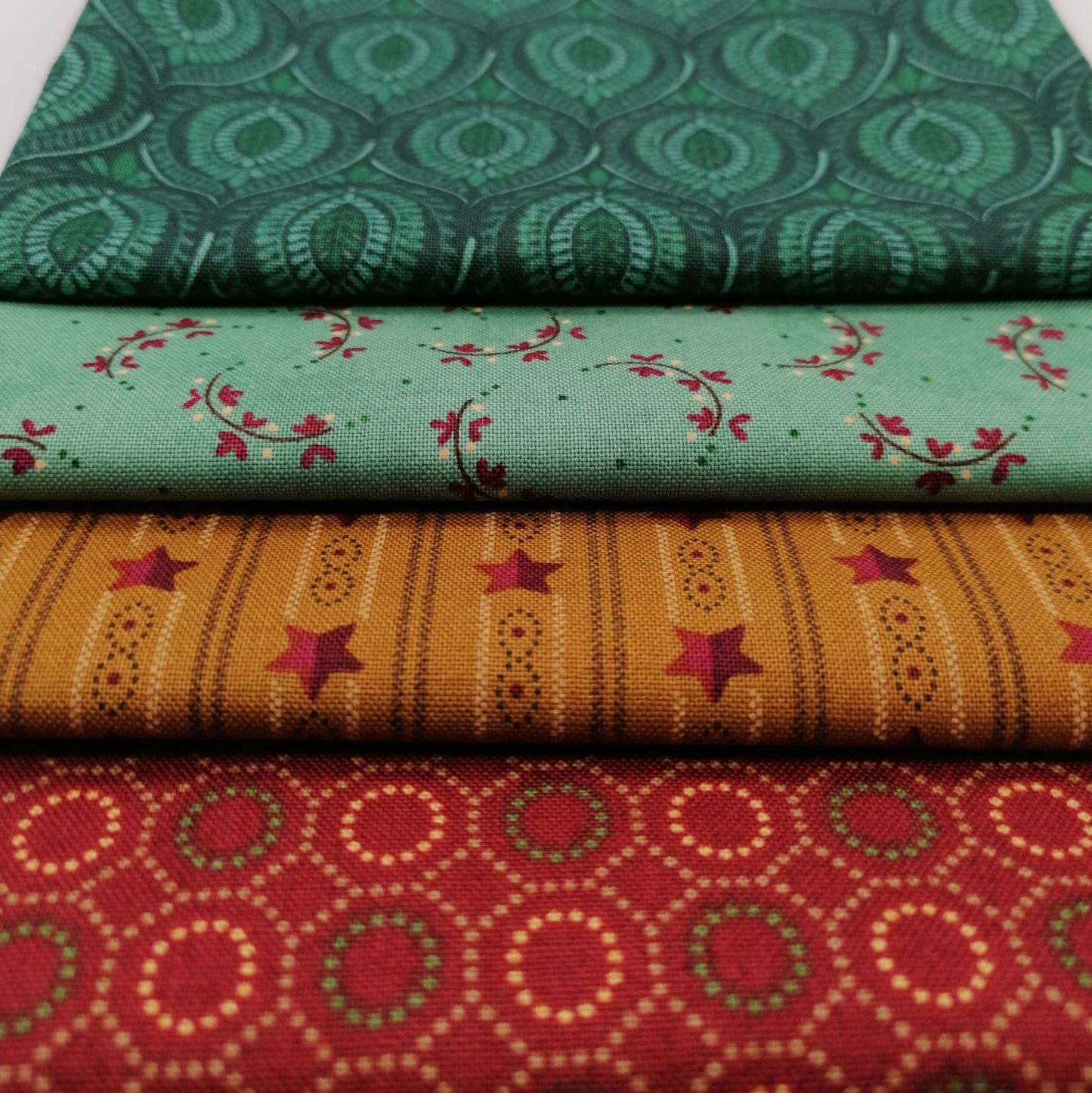 Kim Diehl Fat Quarter Bundle - 4 Fabrics KD1
