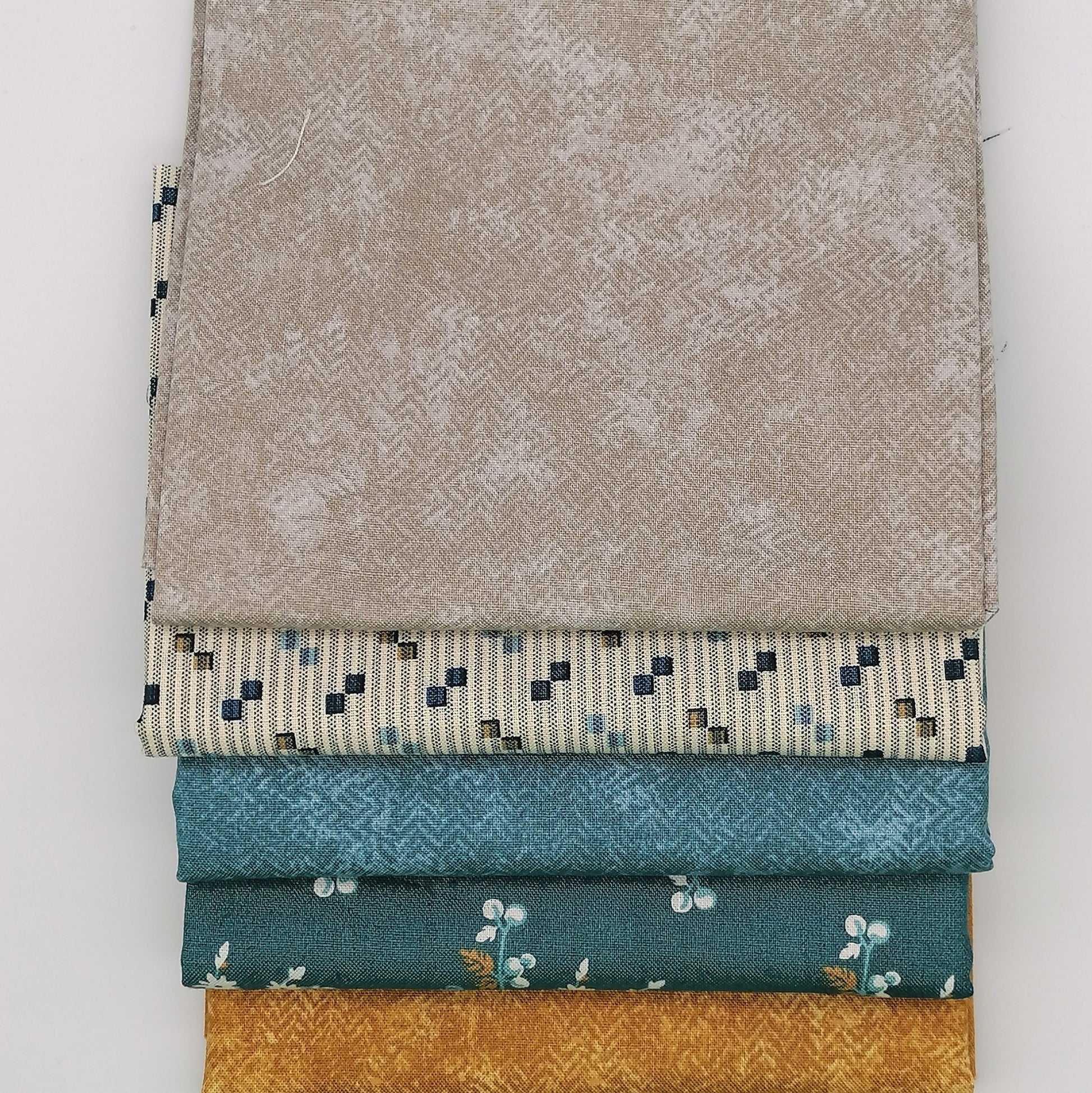 Fat Quarter Bundle LBQ17 - neatly stacked fat quarters showing full fabric detail from Laundry Basket Quilts for Andover Fabrics
