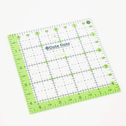 Lori Holt Cute Cuts™ Ruler 4 1/2" x 4 1/2" image 0