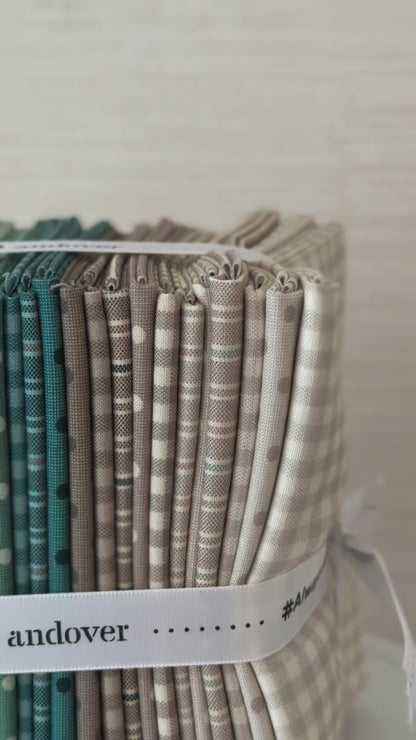 Quiltessential Minis Fat Quarter Bundle — Laundry Basket Quilts for Andover Fabrics