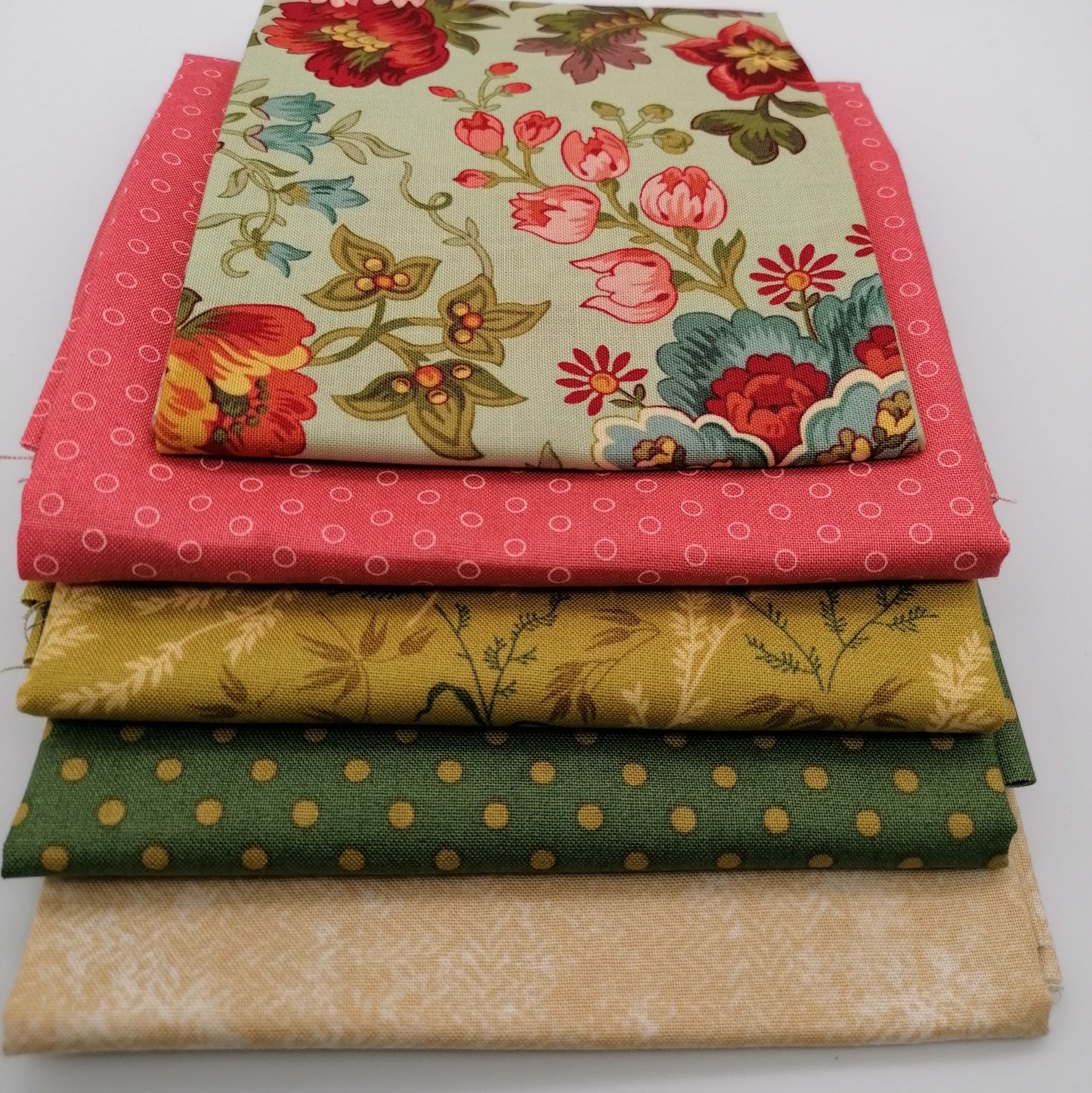 Fat Quarter Bundle - LBQ15