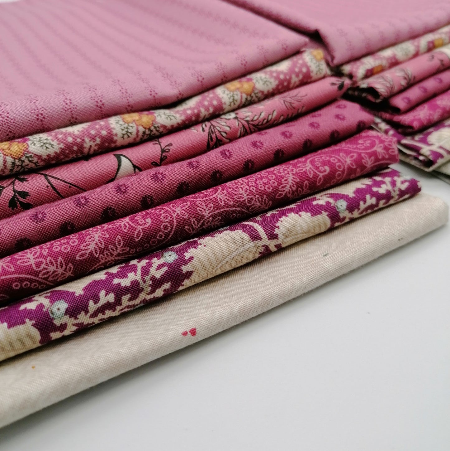 Purple Fat Quarter Bundle - LBQ11